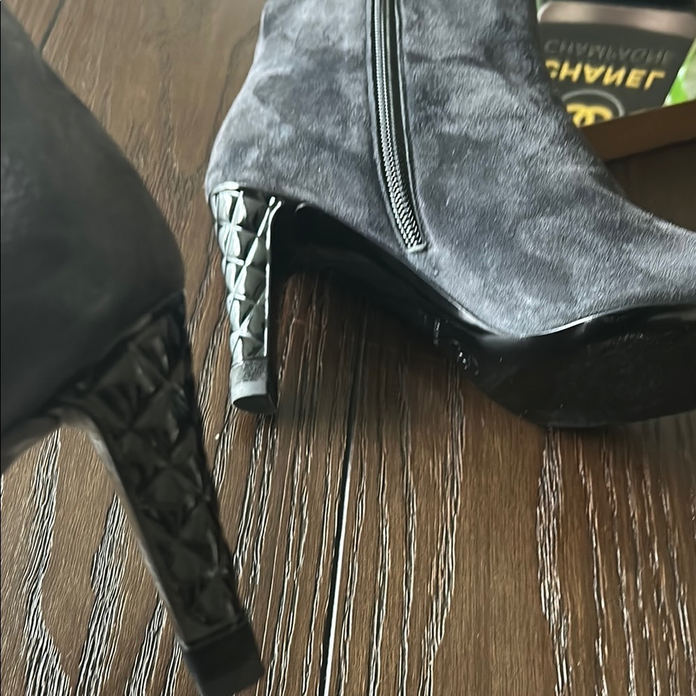 Chanel Authentic Black Suede Women's Ankle Boots - Picture 4 of 8